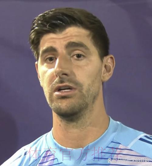 记者:库尔图瓦出战国家德比成疑 需等周中评估 记者:库尔图瓦出战国家德比成疑 需等周中评估